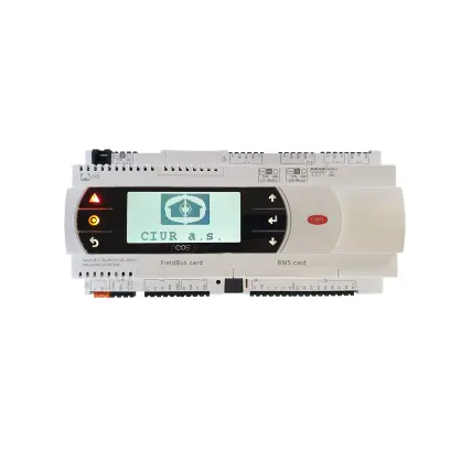 20813-pc05plus-small-s-displejem2